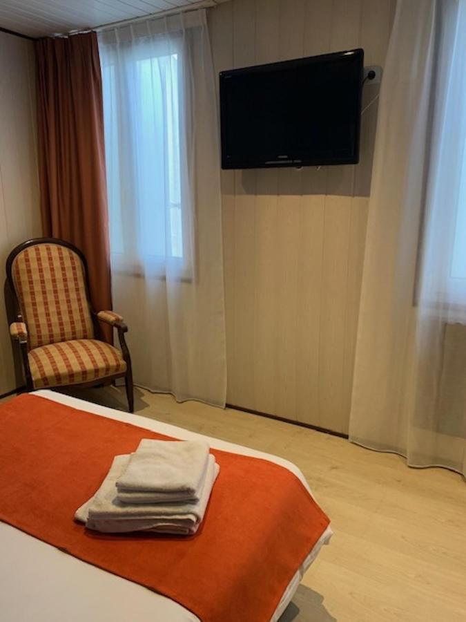 Hotel Restaurant De L'Union Мирамбо Екстериор снимка