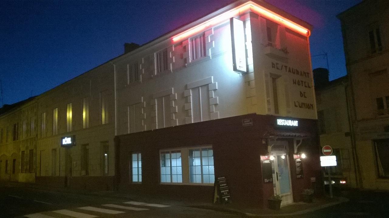 Hotel Restaurant De L'Union Мирамбо Екстериор снимка
